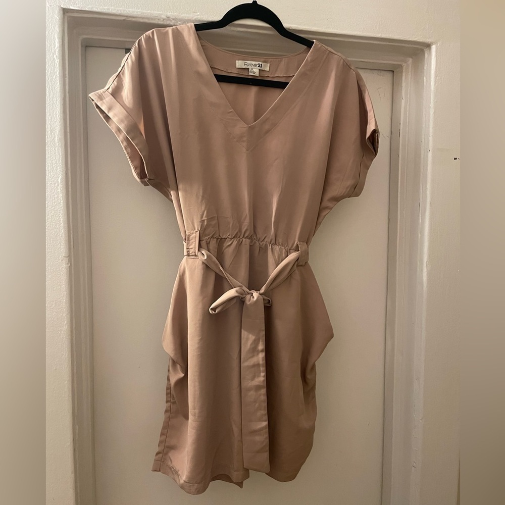 Forever 21 Tan Mini Dress with‎ pockets size Large